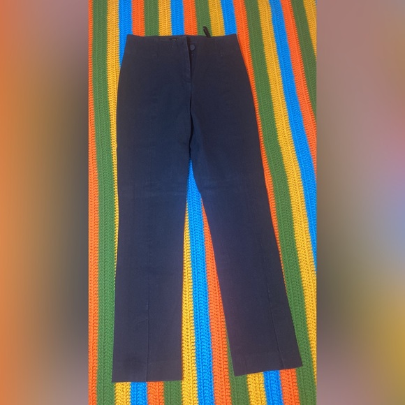 Size 27-27R like new jeans. Price is for one, will post individually - Picture 11 of 13